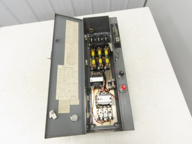 Cutler Hammer A30CGT0 Combination Motor Starter 10Hp 480V 3Ph Size 1 Fused