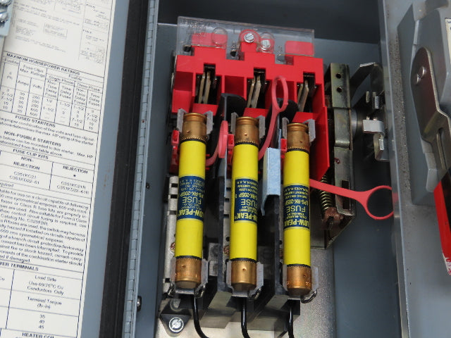 Cutler Hammer A30CDA0 Combination Motor Starter 10Hp 480V 3Ph Size 1 Fused
