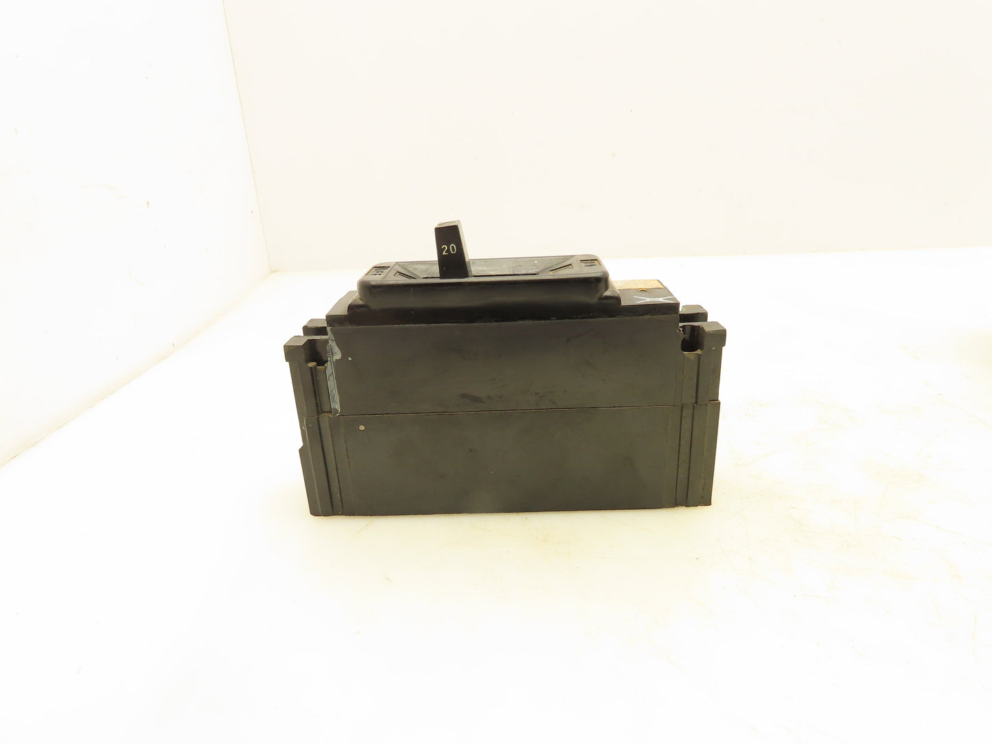 Federal Pacific NE111020 Circuit Breaker 20A Single Pole 120V Lot of 8