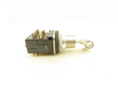 Allen Bradley 800T-J44B5 Keyed Selector Switch 3 Position Maintained 30mm