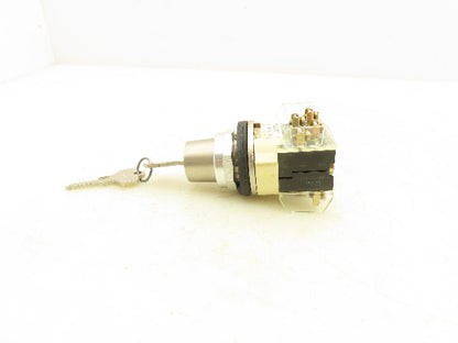 Allen Bradley 800T-N61KK4 Keyed Selector Switch 4 Position Maintained 30mm Ser N