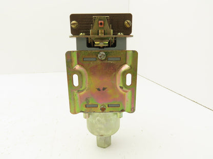 Square D 9012 BC0-3 Pressure Switch 60-64PSI 1/4" NPT 4-14 Differential