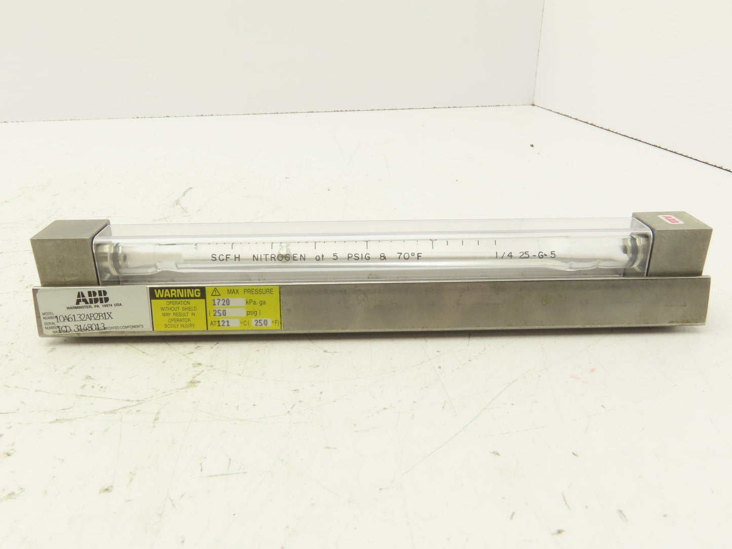 ABB 10A6132AB2B1X 5" Flow Meter 250PSIG 50 SCFH 1/4" NPT 1/4-25-G5