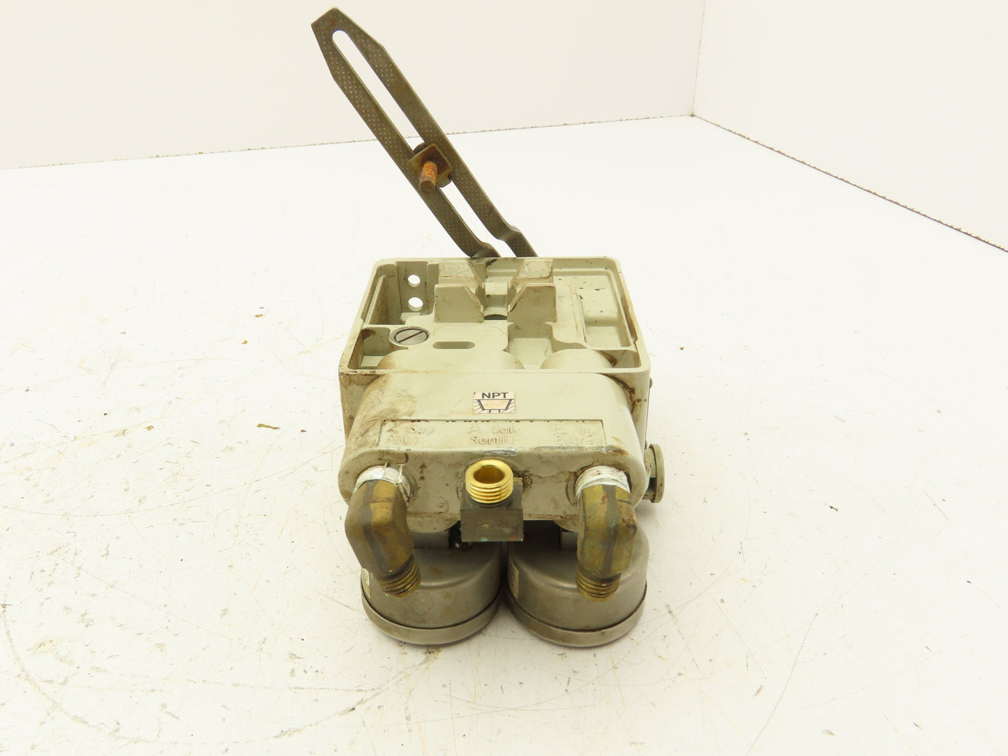 H.D. Baumann 3765-0102 02 Samson 765 Diaphragm Valve Positioner