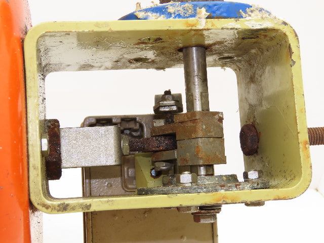 H.D. Baumann 21000 Pneumatic Diaphragm Butterfly Control Valve Positioner 2"