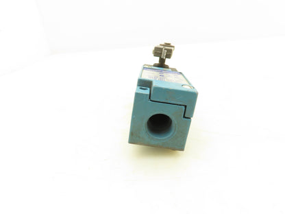 Honeywell LSA1A MDL B Micro Switch Heavy Duty Limit Switch 10A 600VAC Roller Arm