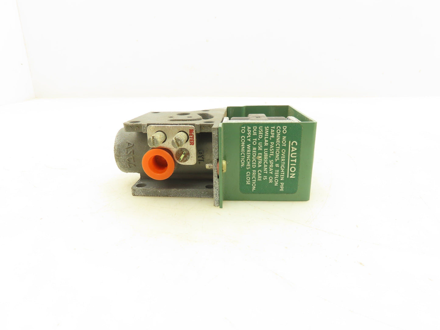 Asco 8318C20 Red Hat 1/4" Solenoid Valve 100PSI 120V Coil Air Only