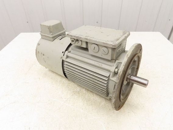 Lenze MDFMA 100-12B  AC Motor 2.6kW 3.5Hp 1725 RPM 277/480V 3PH IEC Frame