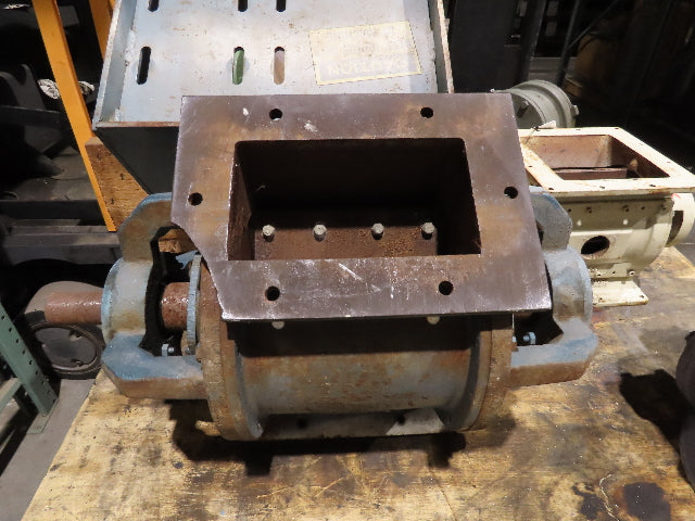 WM Meyer & Sons Rotary Airlock Feeder Valve 4x7" Rectangle Flange