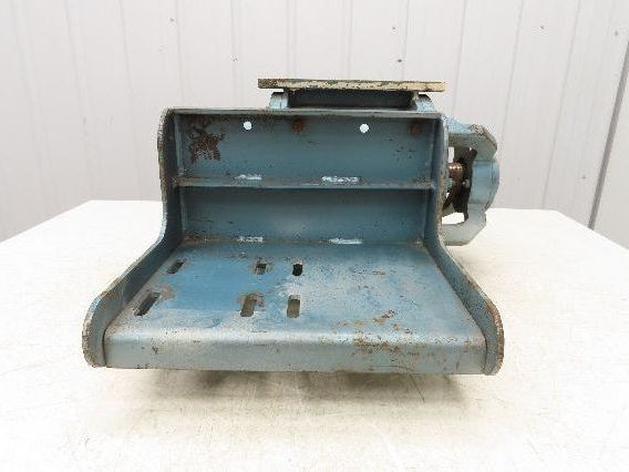 WM Meyer & Sons Rotary Airlock Feeder Valve 4x7" Rectangle Flange