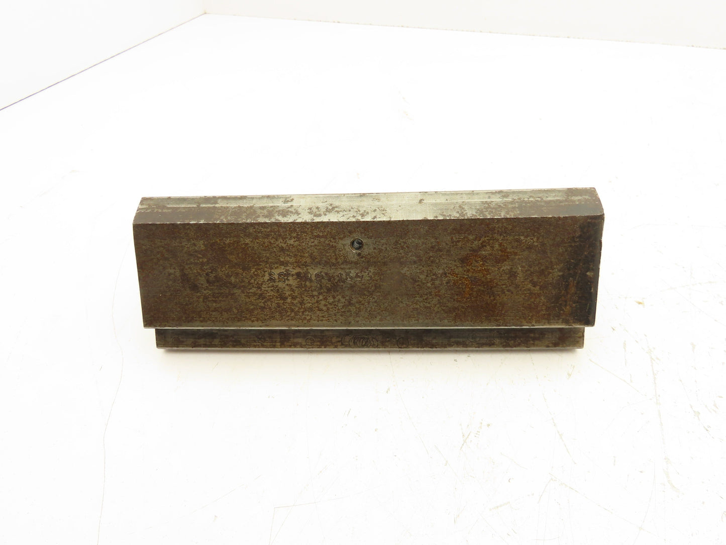 Press Brake Die 9-7/16" Long 1/2" Tang 90° V Type 1-7/8" W 5/8" V