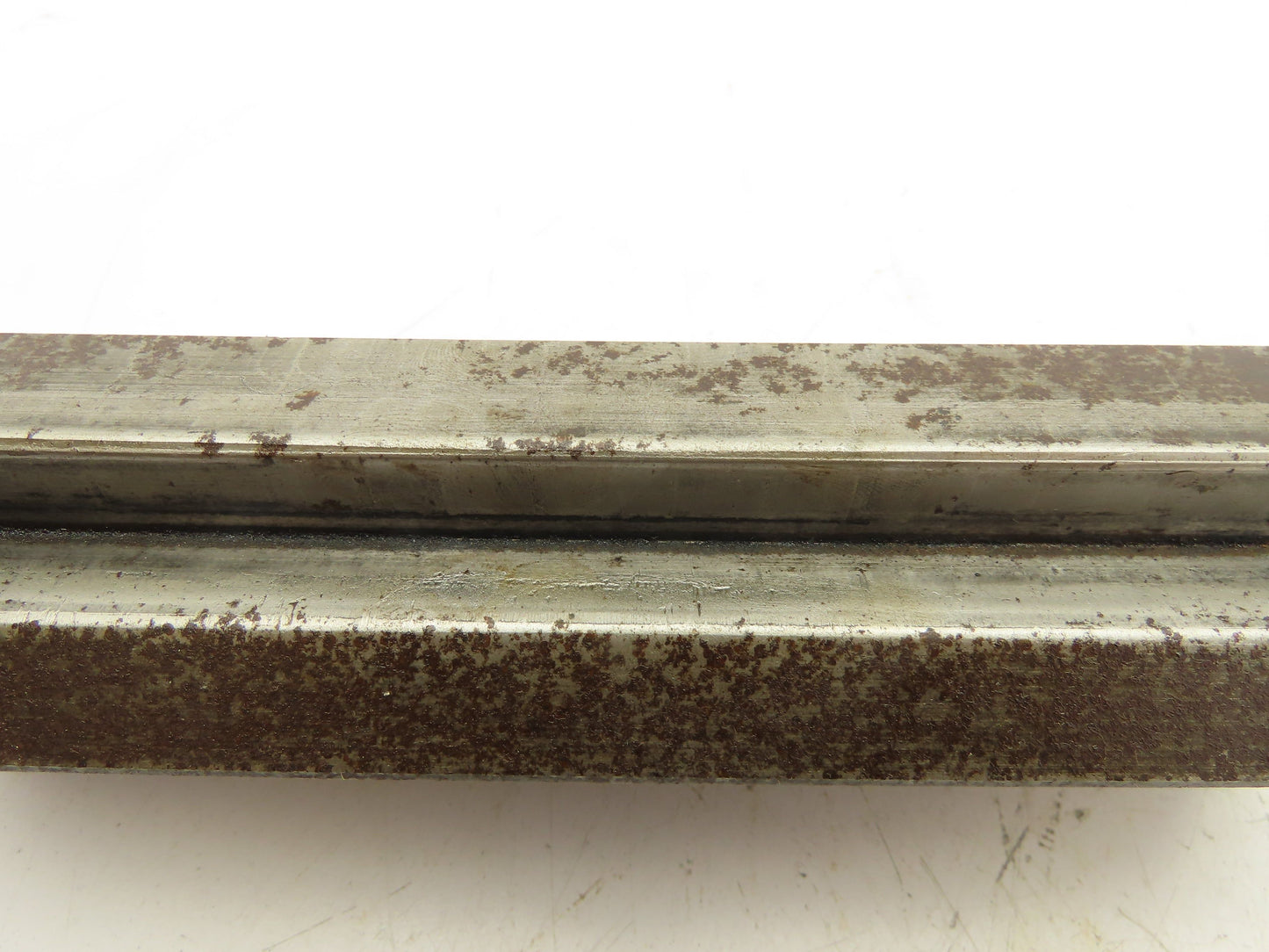 Press Brake Die 9-7/16" Long 1/2" Tang 90° V Type 1-7/8" W 5/8" V
