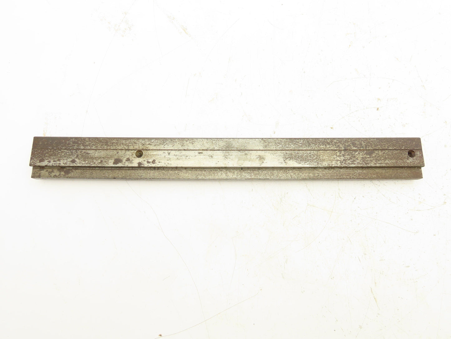 Press Brake Die 22-3/8" Long 1/2" Tang 90° V 1-1/16" Wide