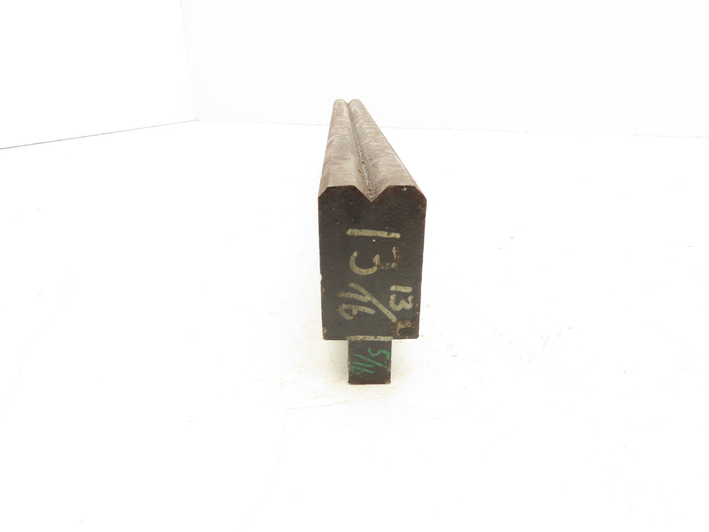 Press Brake Die 13-13/16" Long 90° V 1/2" Tang 1-13/128" W 1-3/4" H 45° Bevel