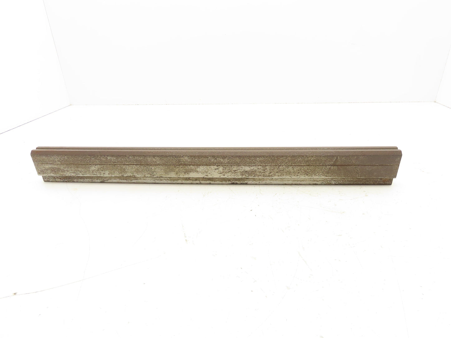 Press Brake Die 22-15/16" Long 90° V 1/2" Tang 1-1/16" Wide 1-3/4" H