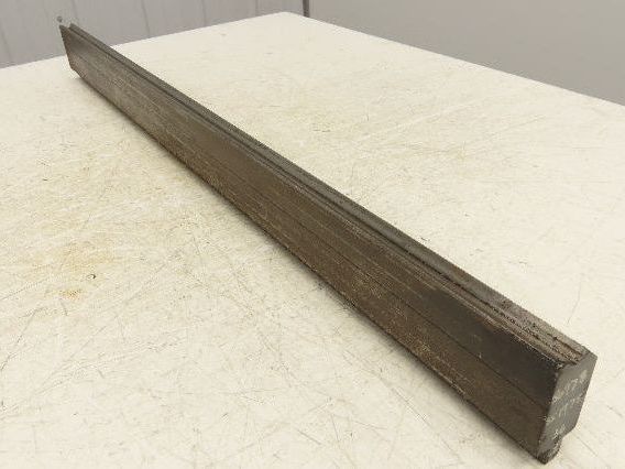 Press Brake Die 36-1/2" Long 90° V 1/2" Tang 1-13/32" W 2-13/16"H Offset