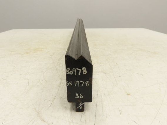 Press Brake Die 36-1/2" Long 90° V 1/2" Tang 1-13/32" W 2-13/16"H Offset