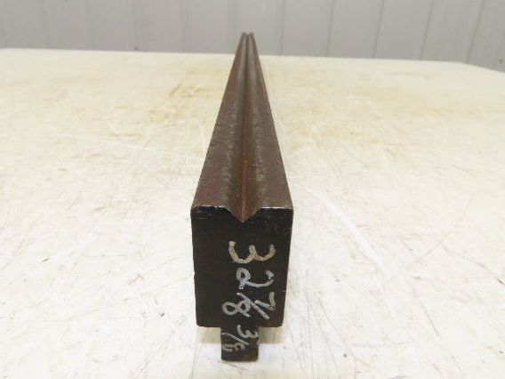 Press Brake Die 32-7/8" Long 90° V 1/2" Tang 1-7/64" W 1-3/4" H 11/32x3/16" V