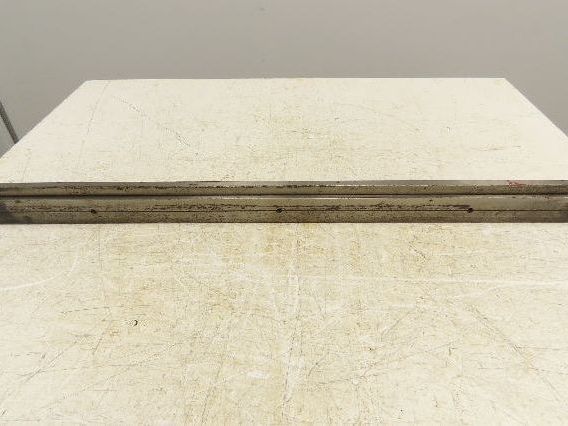 Press Brake Die 32-7/8" Long 90° V 1/2" Tang 1-7/64" W 1-3/4" H 11/32x3/16" V