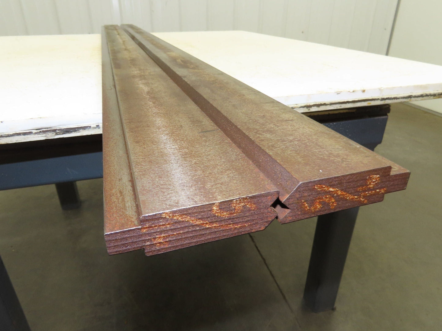 Press Brake Punch Die Set 71-3/8" Long 90° V 1/2" Tang 31/32" W 2-11/16" H