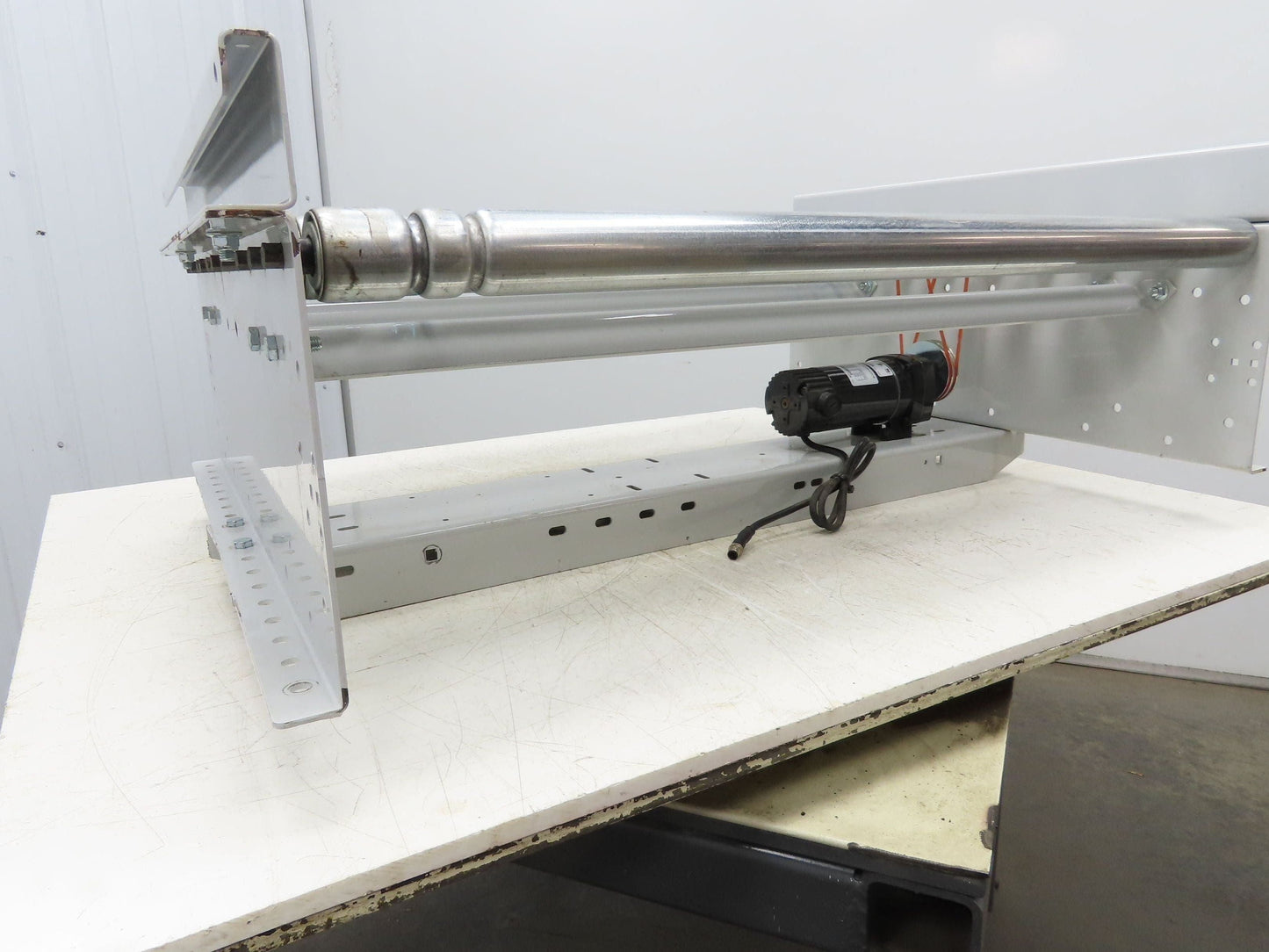 Roach 36"BF x 30"L Powered Roller Conveyor Section 130VDC O-Ring Belt Drive