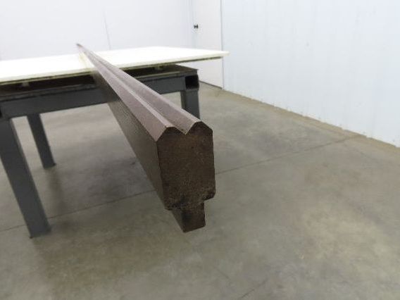 Press Brake Die 123-3/8" Long 90° V 1/2" Tang 1-1/16" W 1-11/16" H