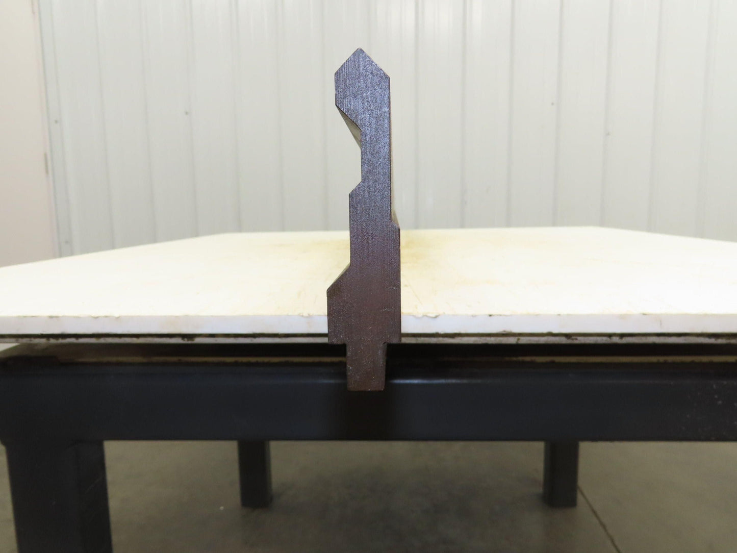 Press Brake Punch Die 95-3/4" Long 85° V 1/2" Tang 11/16" W 3-13/16" H