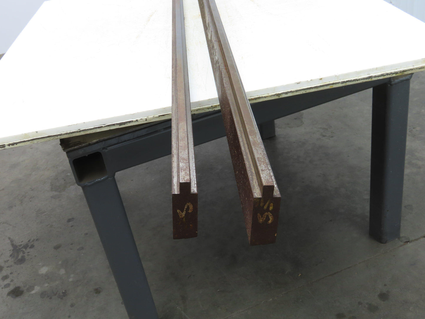 Press Brake Punch Die Set 72-13/16" Long 80° Offset Z Bend 1/16" Deep