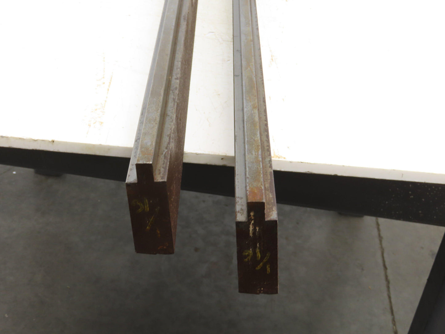 Press Brake Punch Die Set 72-13/16" Long 80° Offset Z Bend 1/16" Deep
