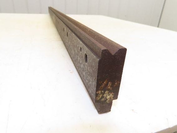 Press Brake Die 46-9/16" Long 90° V 11/32" W 3/16" D 1-15/16" H