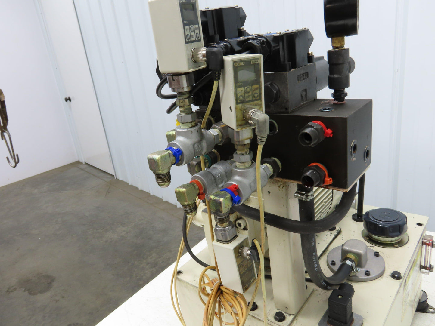 Okuma Hydraulic Power Unit 5gal Tank 8gpm 1100psi Nachi Uni Pump 3Hp 220V