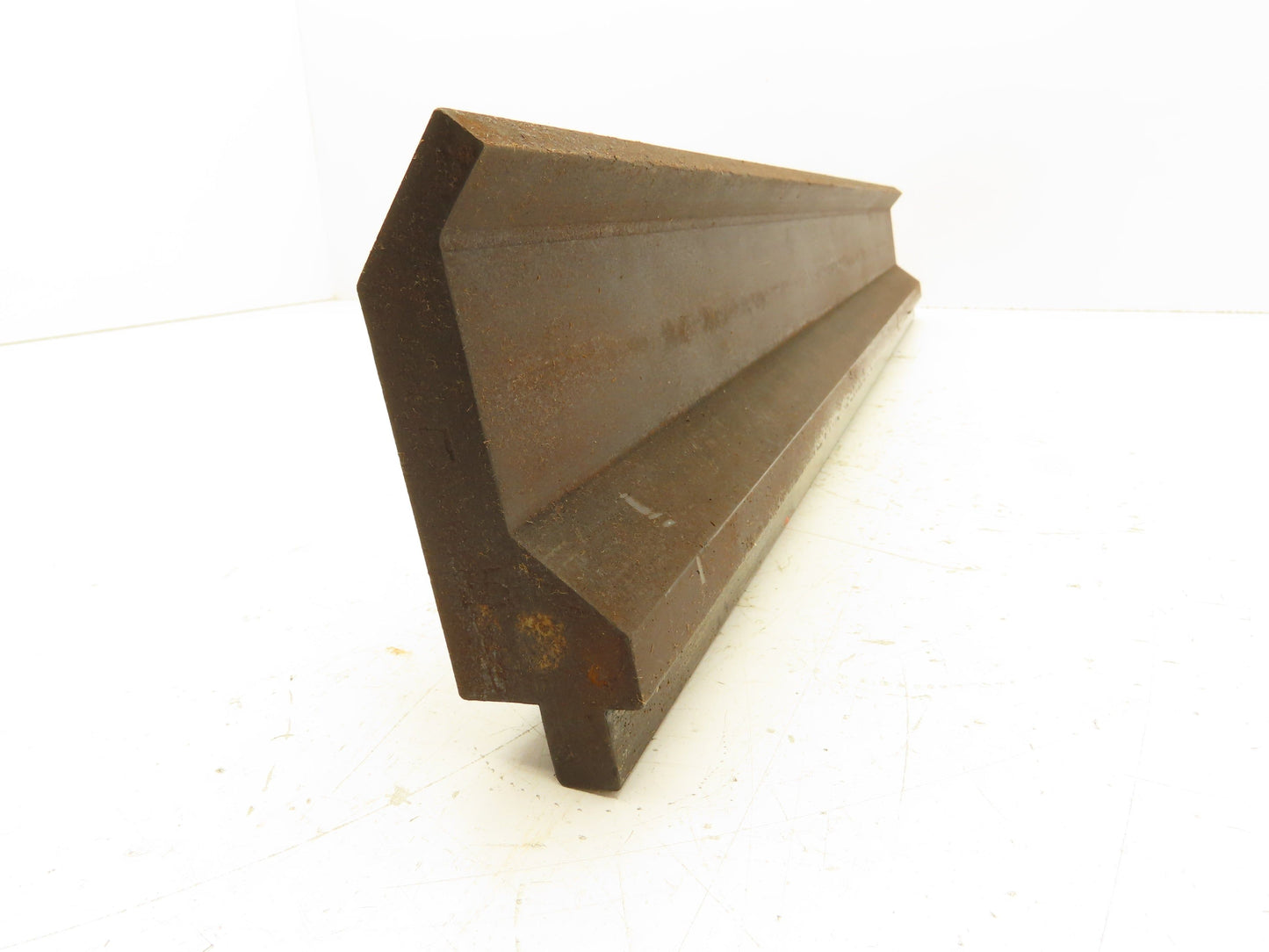 Press Brake Punch Die 25-13/16" Long 90° V 3/8" Finger 3-3/4" H 1/2" Tang