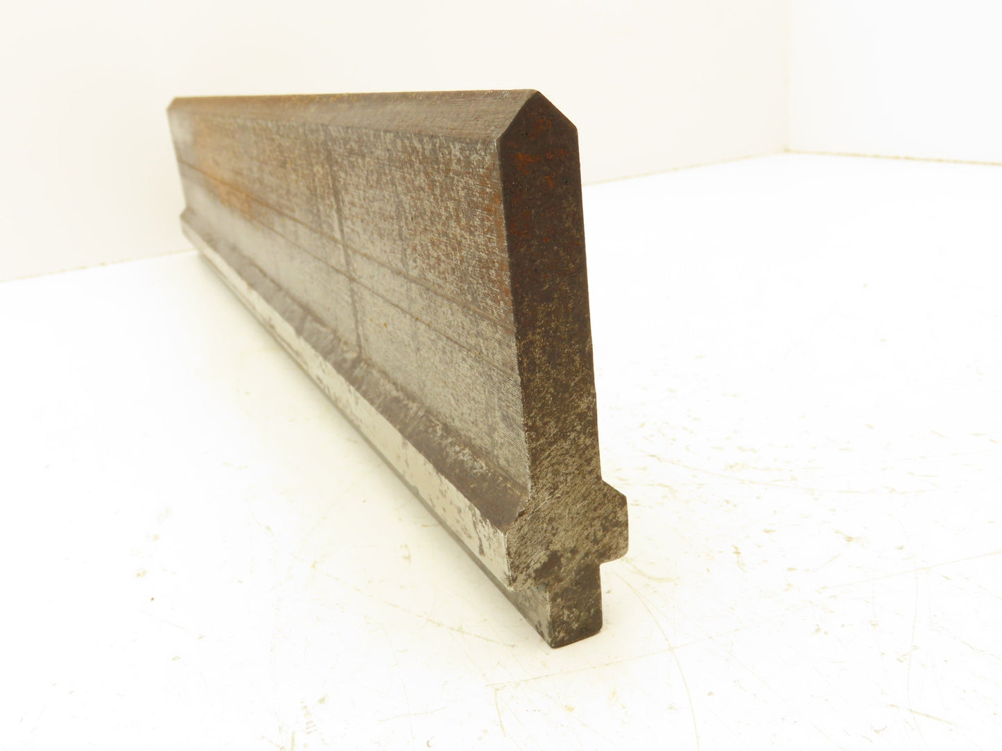 Press Brake Straight Punch Die 22" Long 90° V 5/8" Wide 3-3/4" H 1/2" Tang