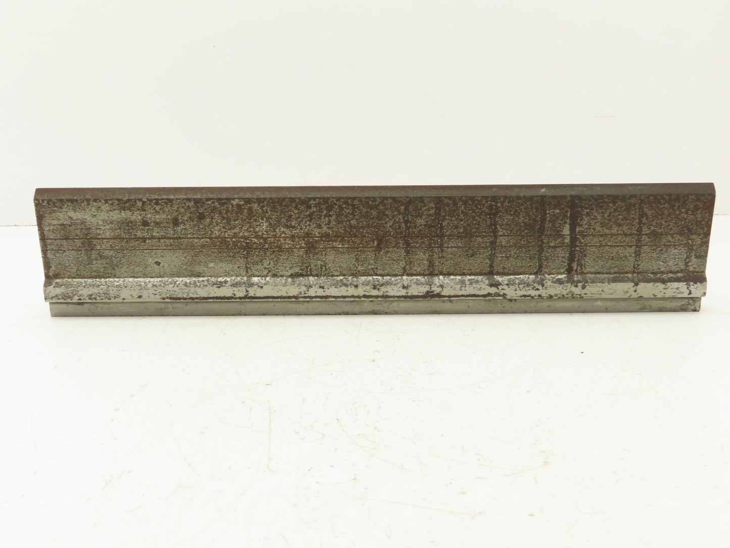 Press Brake Straight Punch Die 22" Long 90° V 5/8" Wide 3-3/4" H 1/2" Tang