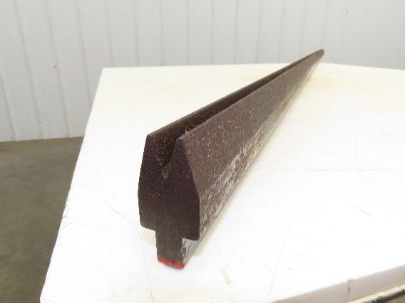 Press Brake Die 96-11/16" Long 30° Acute V 3/8" W 11/16" D 1-11/16" H