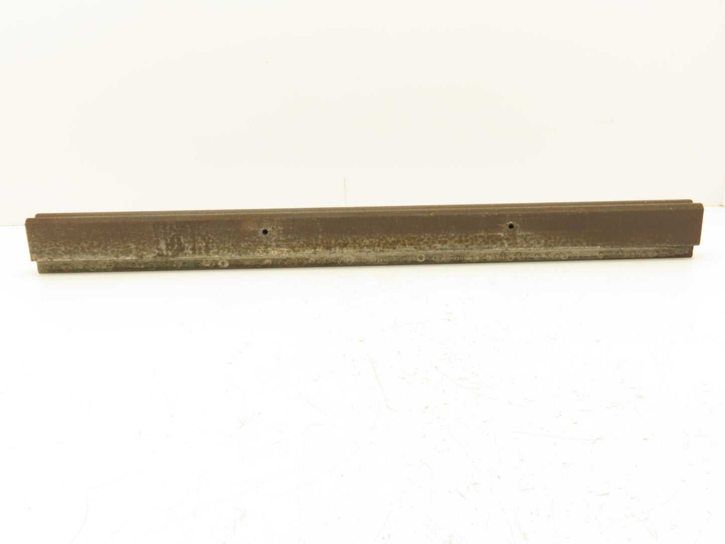Press Brake Die 27-1/2" Long 90° V 5/8" W 5/16" D 1-3/4" H 1-1/2" Wide 1/2" Tang