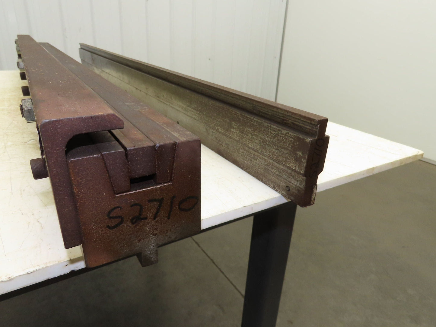 Press Brake U Punch Die Set 50-13/16" Long 3/4" OD 3/8" Deep Safety Tang