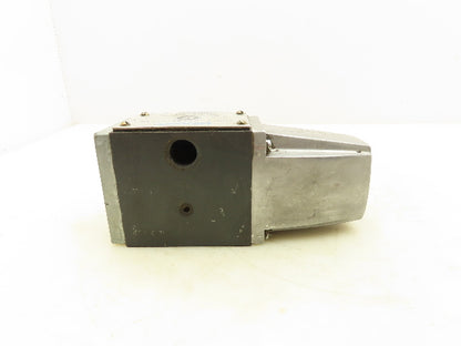 Vickers DG4S4 018C B 60 Hydraulic Directional 4/2 Solenoid Valve 120V D05