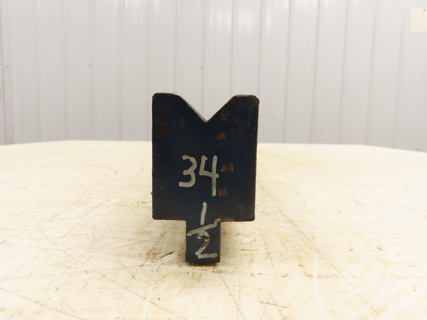 Press Brake Die 34-1/2" Long 90° V 3/4" W 3/8" D 1-3/4" H 1/2" Tang