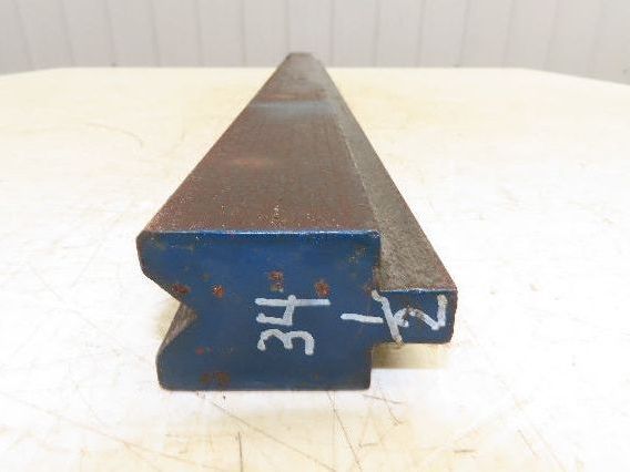 Press Brake Die 34-1/2" Long 90° V 3/4" W 3/8" D 1-3/4" H 1/2" Tang