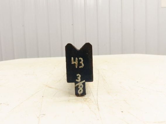 Press Brake Die 43-1/2" Long 90° V 11/16" W 5/16" D 1-13/16" H 1/2" Tang