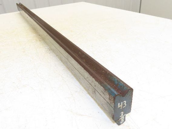 Press Brake Die 43-1/2" Long 90° V 11/16" W 5/16" D 1-13/16" H 1/2" Tang