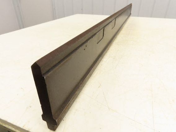 Press Brake Punch Die 47-13/16" Long 90° V 5/8" W 3-3/4" H 1/2" Tang 17/32" Tip