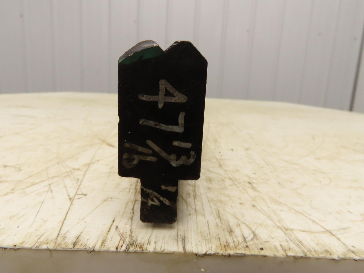 Press Brake Die 47-3/4" Long 90° V 1/4" W 1/4" D 1-3/4" H 1/2" Tang