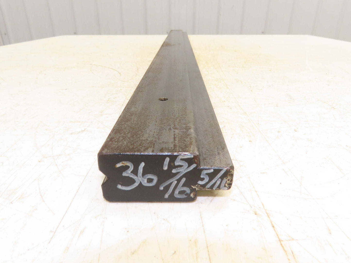 Press Brake Die 37" Long 90° V 1/4" W 1/8" D 1-3/4" H 1/2" Tang