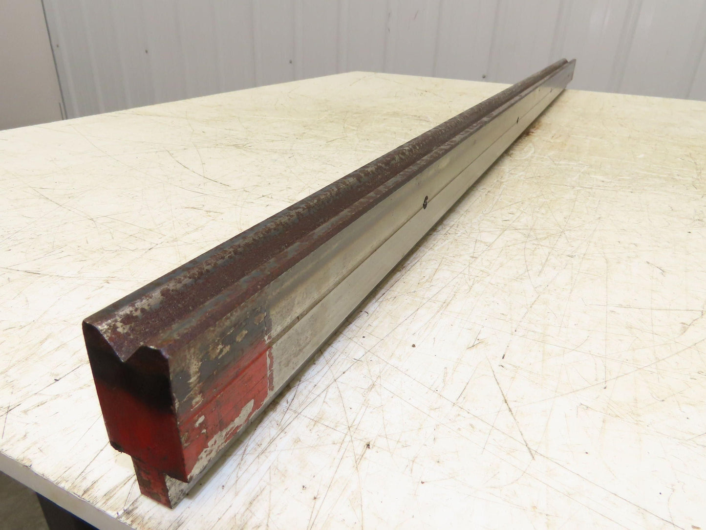 Press Brake Die 49-1/16" Long 90° V 5/8" W 5/16" D 1-3/4" H 1/2" Tang