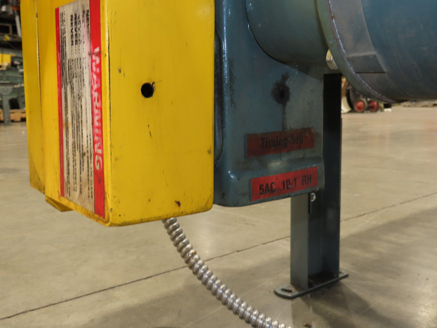 Hytrol 24"x 10' Accumulation Roller Conveyor 21"BF O-Ring Line Shaft Drive 64FPM