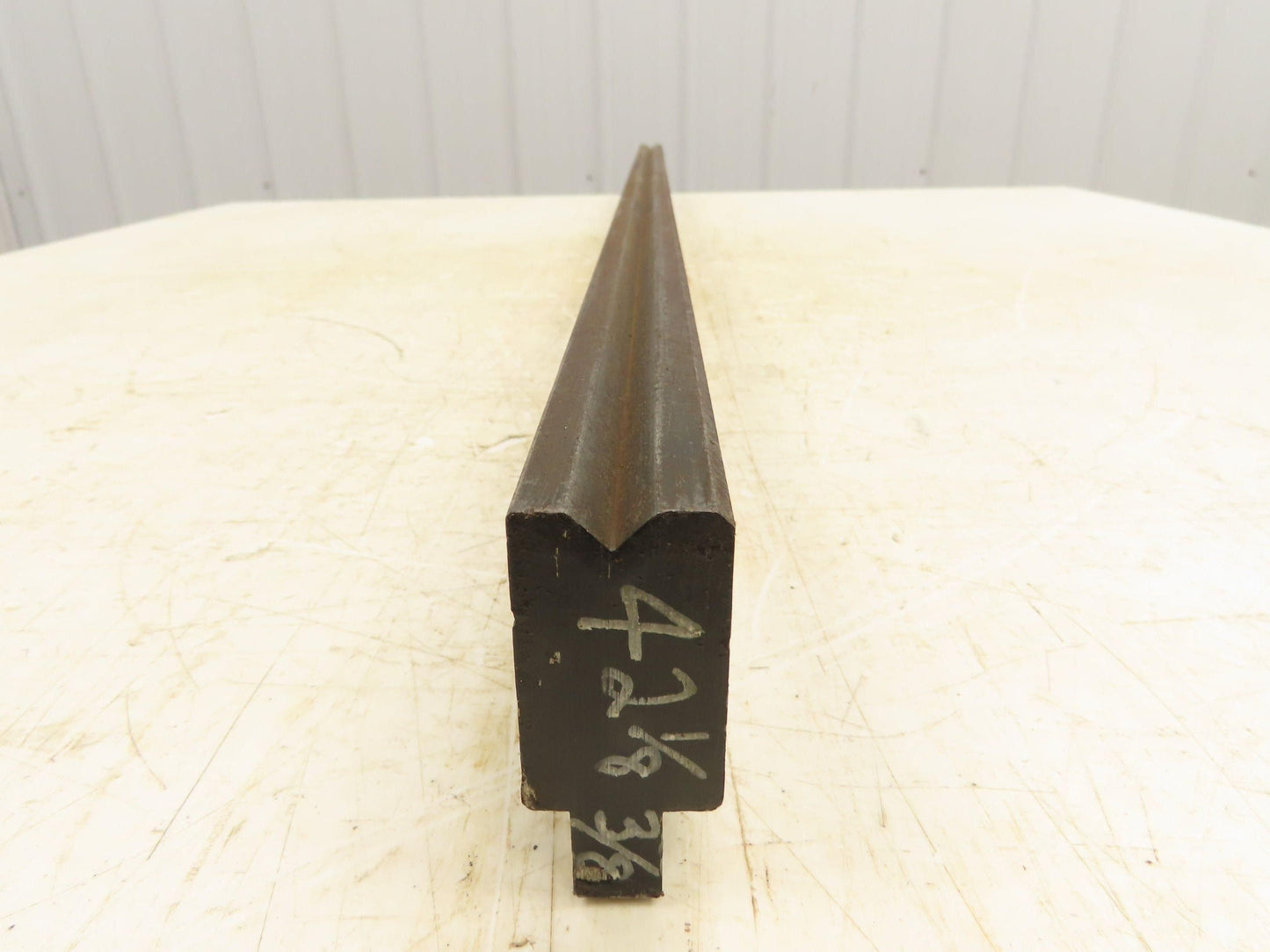 Press Brake Die 42-1/8" Long 90° V 3/8" W 3/16" D 1-3/4" H 1/2" Tang