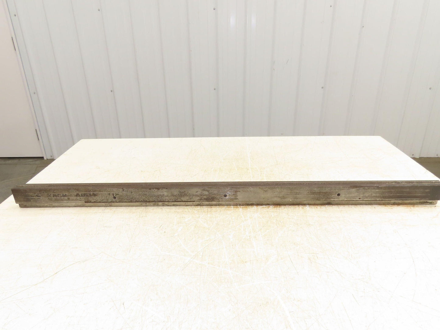 Press Brake Die 42-1/8" Long 90° V 3/8" W 3/16" D 1-3/4" H 1/2" Tang