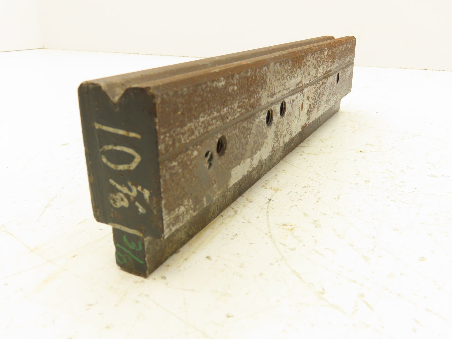 Press Brake Die 10-5/8" Long 90° V 3/8" W 3/16" D 1-3/4" H 1/2" Tang